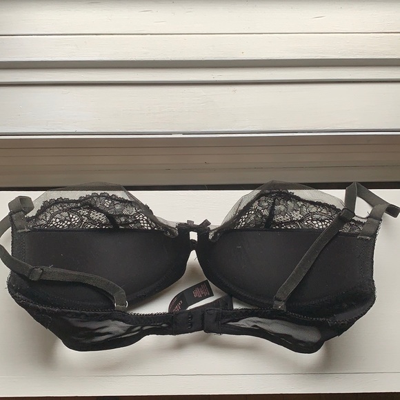 Sexy black bra with lace and mesh details - Picture 4 of 4